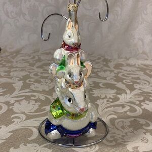 Christopher Radko                     “HOP ON TOP” Ornament